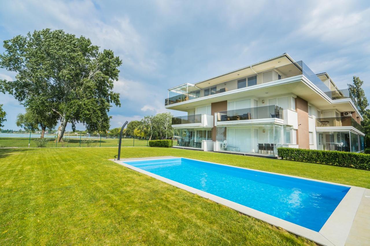 Myflat Luxy Beach Apartment Siófok Exteriér fotografie